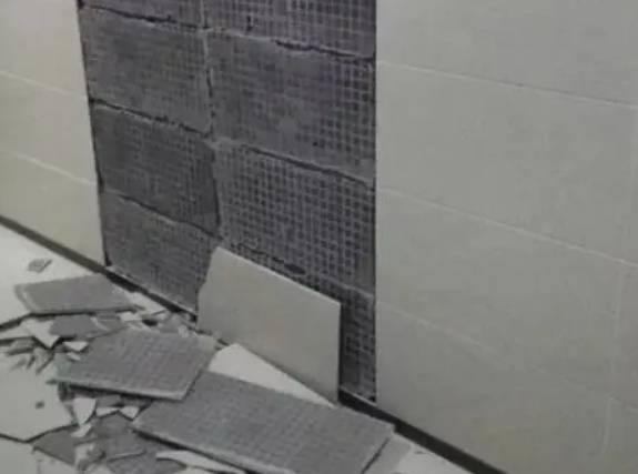 顺河瓷砖空鼓维修公司分享下顺河墙砖松动维修的知识